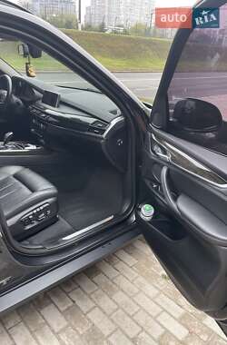 Внедорожник / Кроссовер BMW X5 2015 в 