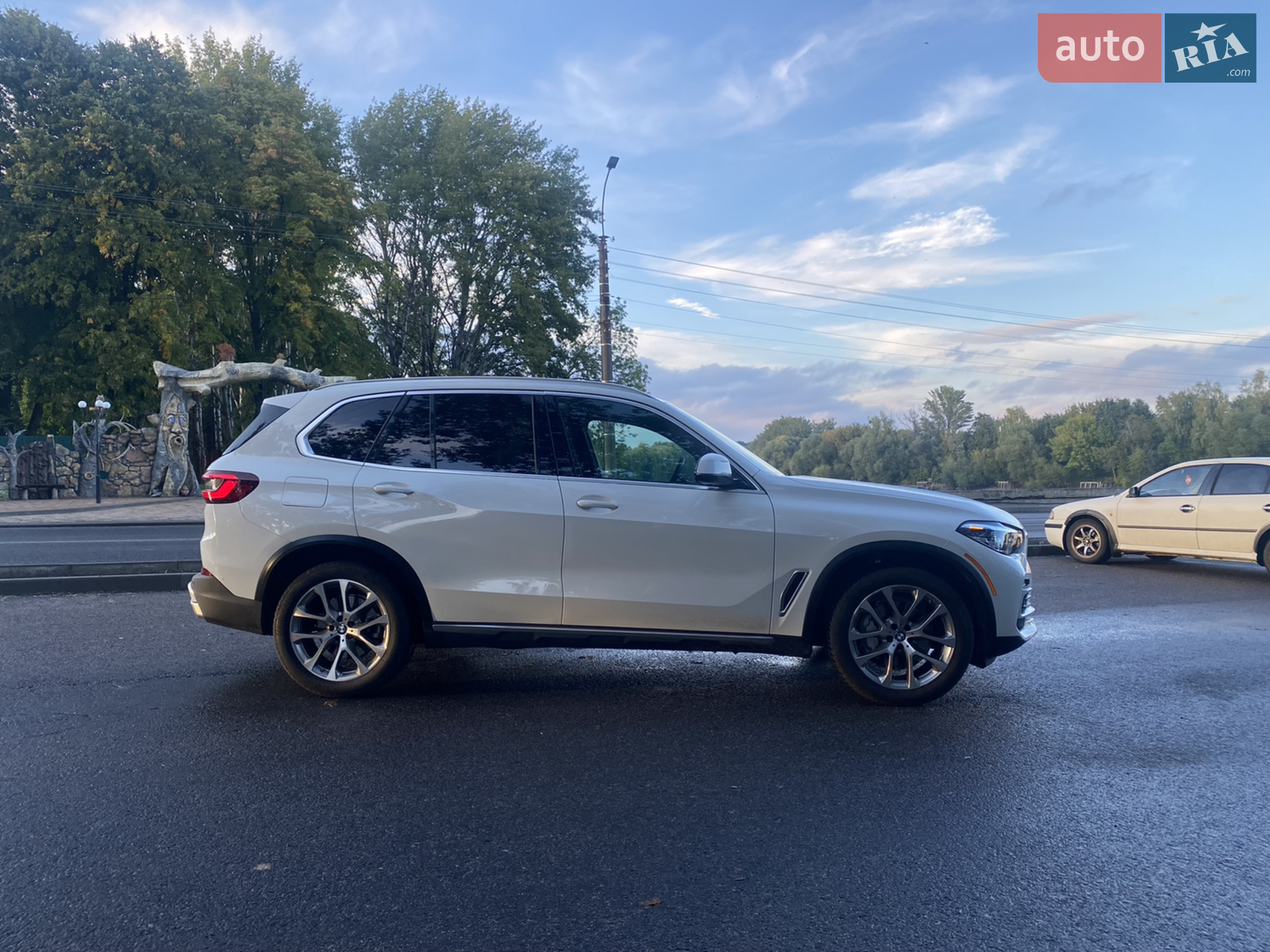 2021 BMW X5 - мініатюра 158