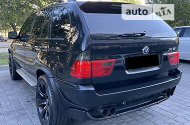 Внедорожник / Кроссовер BMW X5 2004 в 