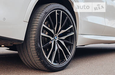 Позашляховик / Кросовер BMW X5 2019 в Чернівцях