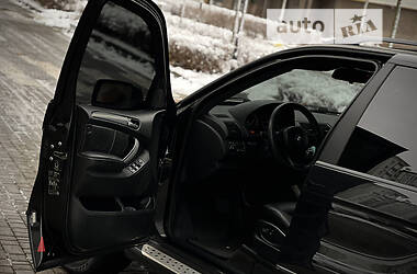 Внедорожник / Кроссовер BMW X5 2004 в 