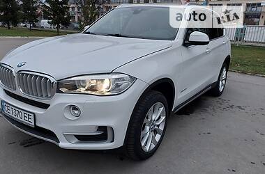 Позашляховик / Кросовер BMW X5 2015 в Чернівцях