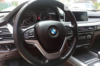 Позашляховик / Кросовер BMW X5 2015 в Чернівцях