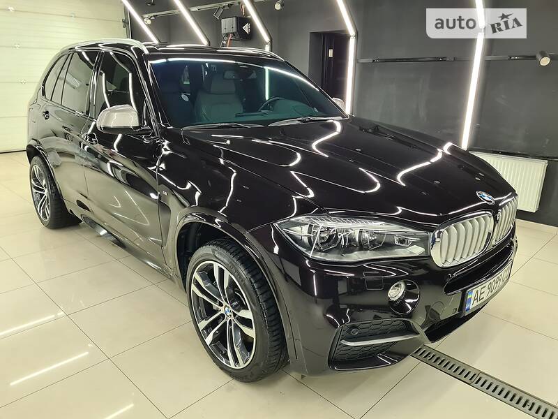 Внедорожник / Кроссовер BMW X5 2016 в 