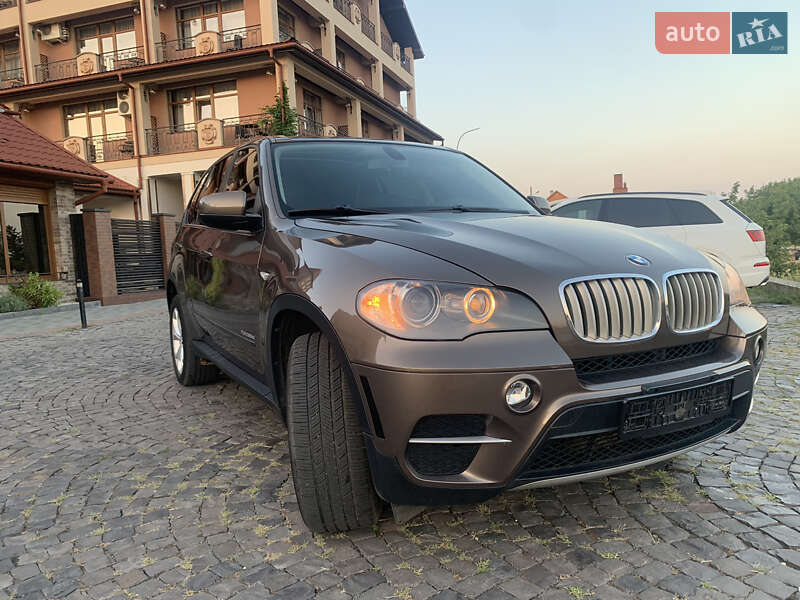 Внедорожник / Кроссовер BMW X5 2010 в Мукачево