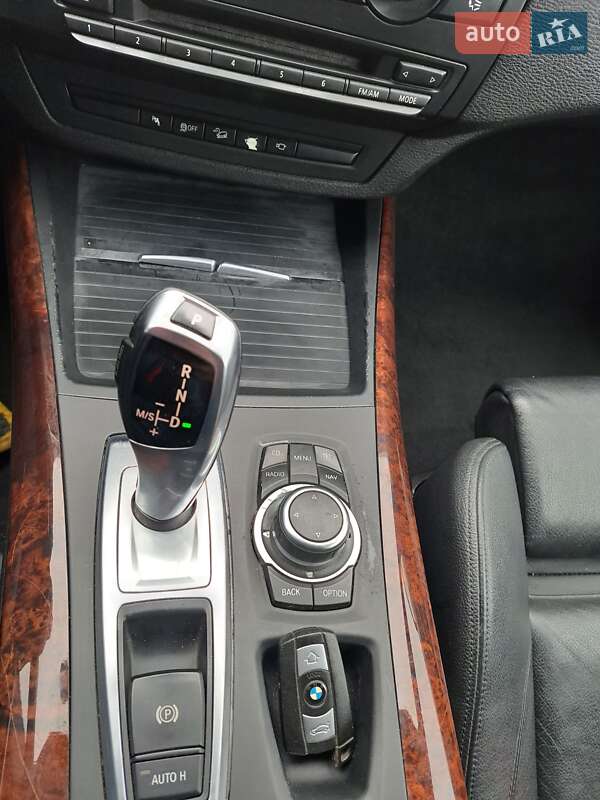 Внедорожник / Кроссовер BMW X5 2011 в Ужгороде