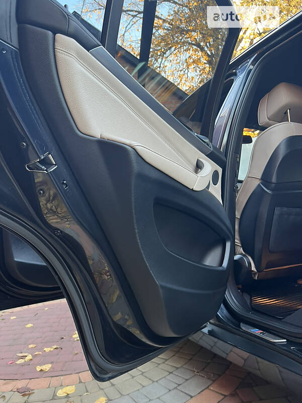 Позашляховик / Кросовер BMW X5 2010 в Краснокутську