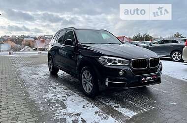 Позашляховик / Кросовер BMW X5 2015 в 