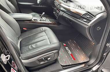 Позашляховик / Кросовер BMW X5 2015 в 