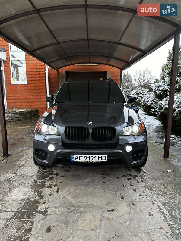 Внедорожник / Кроссовер BMW X5 2010 в Днепре
