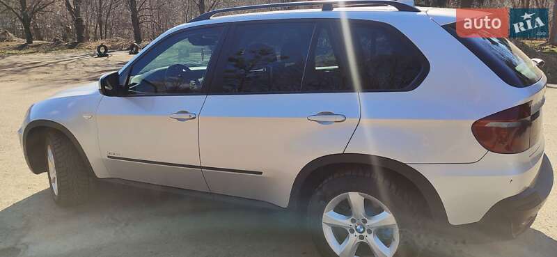 Внедорожник / Кроссовер BMW X5 2010 в Львове