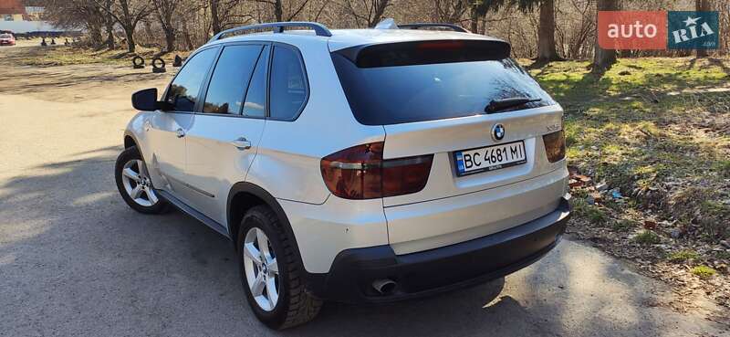 Внедорожник / Кроссовер BMW X5 2010 в Львове