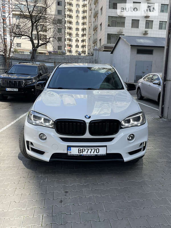 Внедорожник / Кроссовер BMW X5 2015 в Одессе