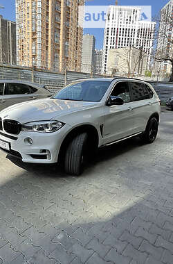 Внедорожник / Кроссовер BMW X5 2015 в Одессе