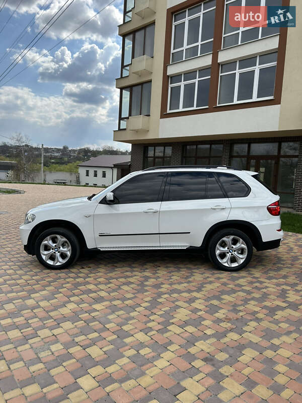 Внедорожник / Кроссовер BMW X5 2011 в Умани