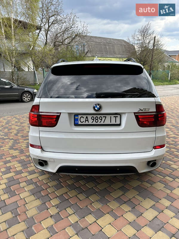 Внедорожник / Кроссовер BMW X5 2011 в Умани