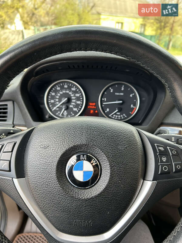 Внедорожник / Кроссовер BMW X5 2011 в Умани