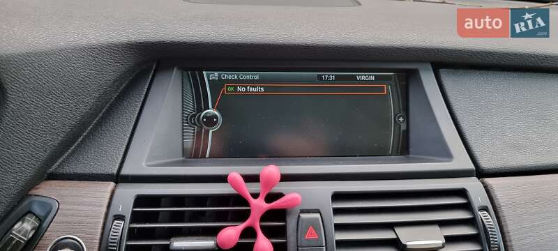 Внедорожник / Кроссовер BMW X5 2010 в Черновцах