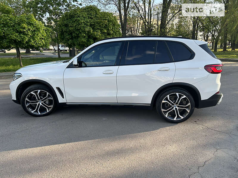 Позашляховик / Кросовер BMW X5 2019 в Ужгороді фото 5 Позашляховик / Кросовер BMW X5 2019 в Ужгороді