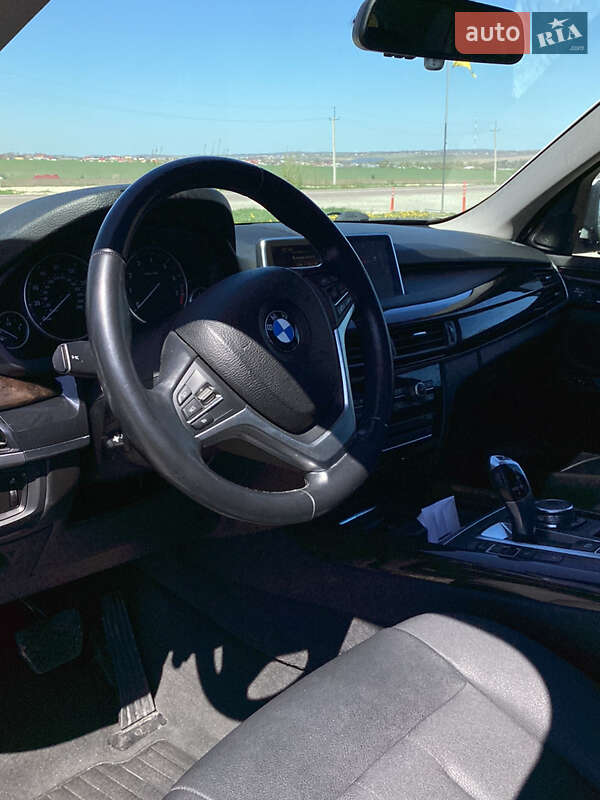 Позашляховик / Кросовер BMW X5 2015 в Тернополі
