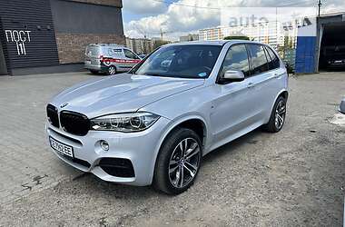 Внедорожник / Кроссовер BMW X5 2015 в Черновцах