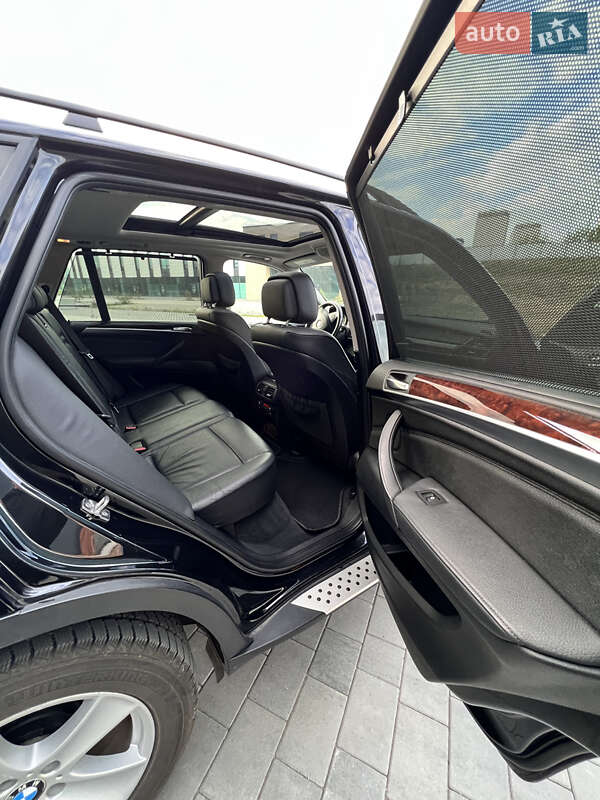 Внедорожник / Кроссовер BMW X5 2012 в Хмельницком