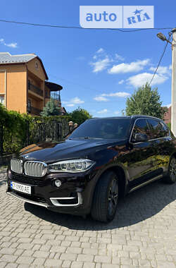 Внедорожник / Кроссовер BMW X5 2014 в Черновцах