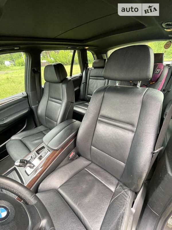Позашляховик / Кросовер BMW X5 2011 в Сумах