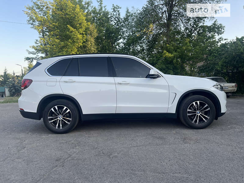 Внедорожник / Кроссовер BMW X5 2016 в Киеве