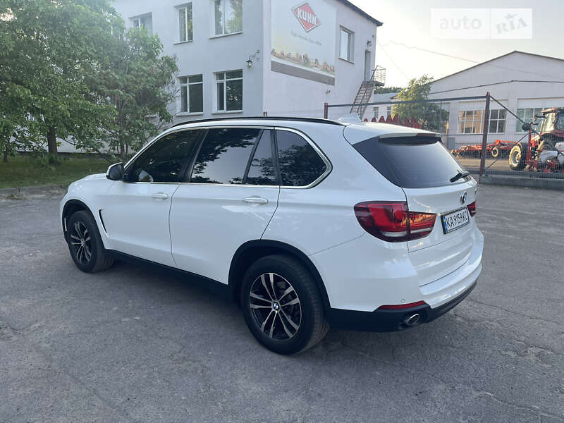 Внедорожник / Кроссовер BMW X5 2016 в Киеве