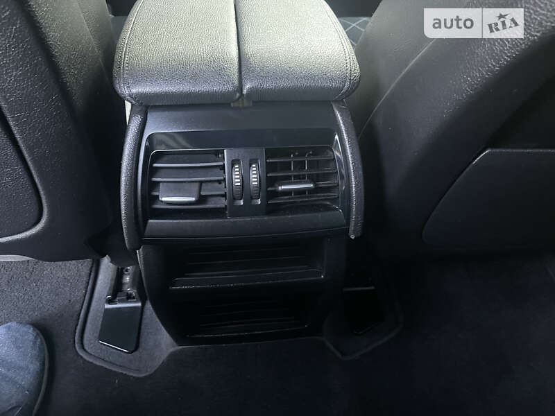 Внедорожник / Кроссовер BMW X5 2016 в Киеве