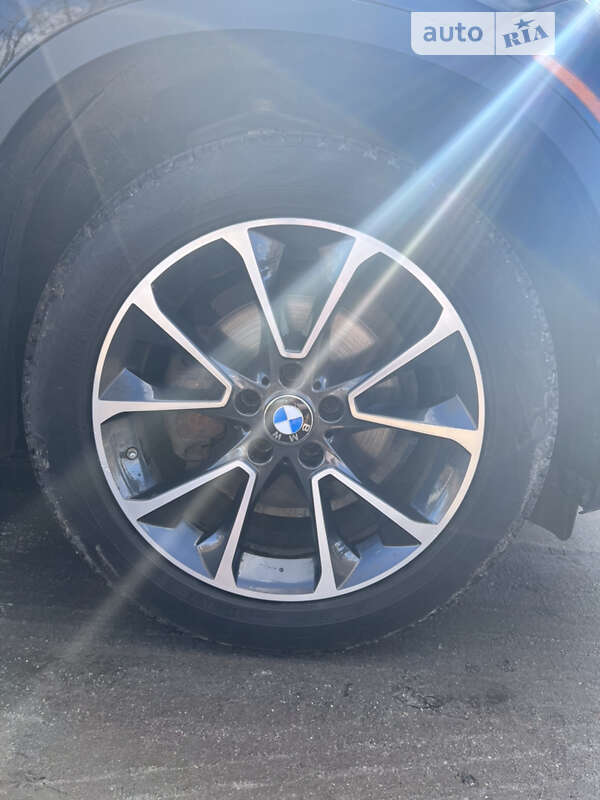 Внедорожник / Кроссовер BMW X5 2017 в Днепре