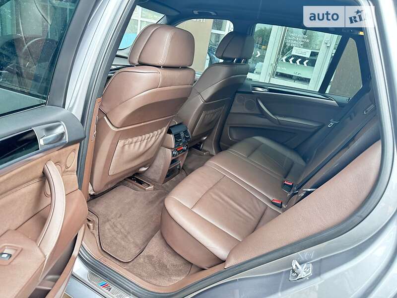 Внедорожник / Кроссовер BMW X5 2013 в Киеве