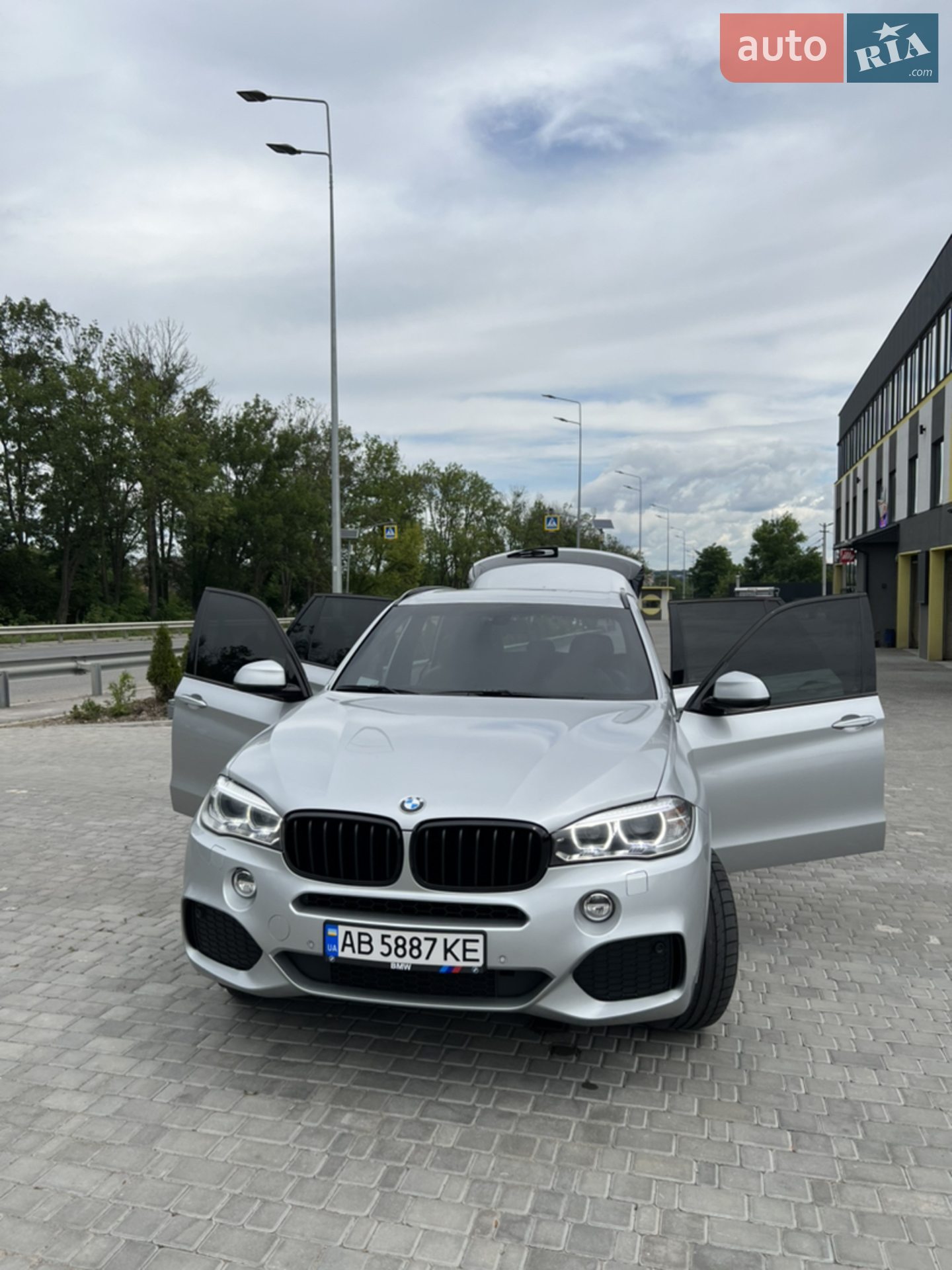 2016 BMW X5 - мініатюра 31