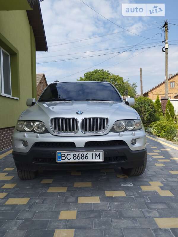Позашляховик / Кросовер BMW X5 2004 в Червонограді