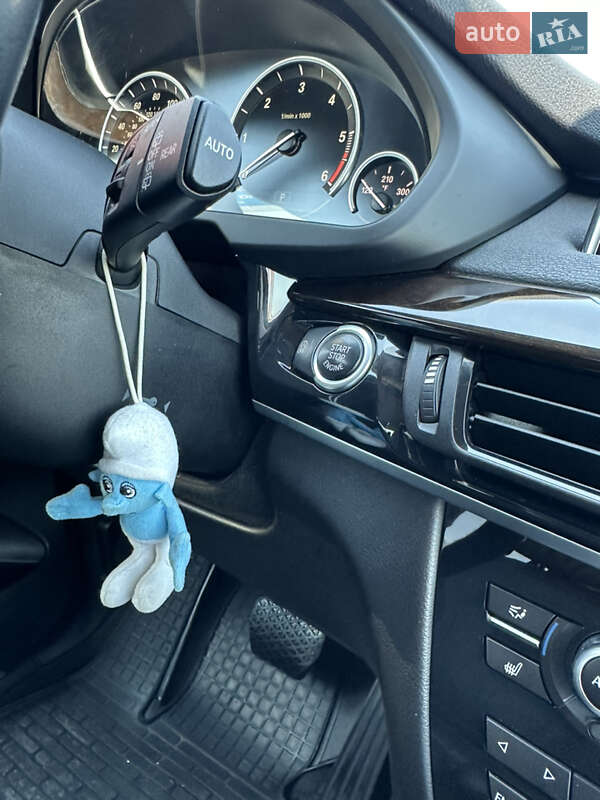 Внедорожник / Кроссовер BMW X5 2014 в Черновцах