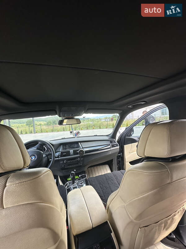 Позашляховик / Кросовер BMW X5 2012 в Львові