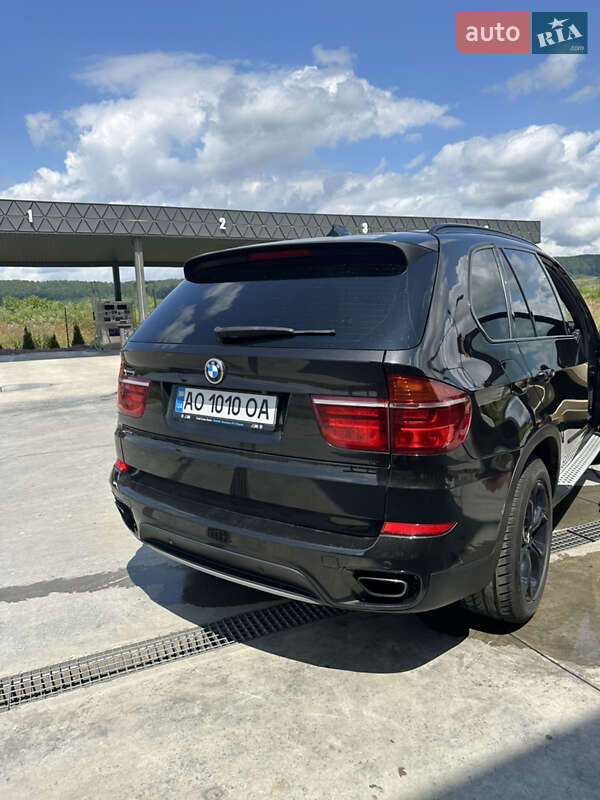 Позашляховик / Кросовер BMW X5 2012 в Львові