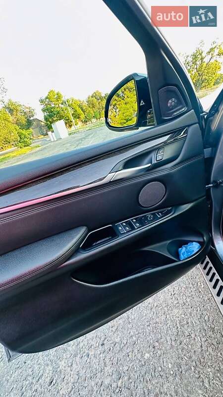 Внедорожник / Кроссовер BMW X5 2014 в Белгороде-Днестровском