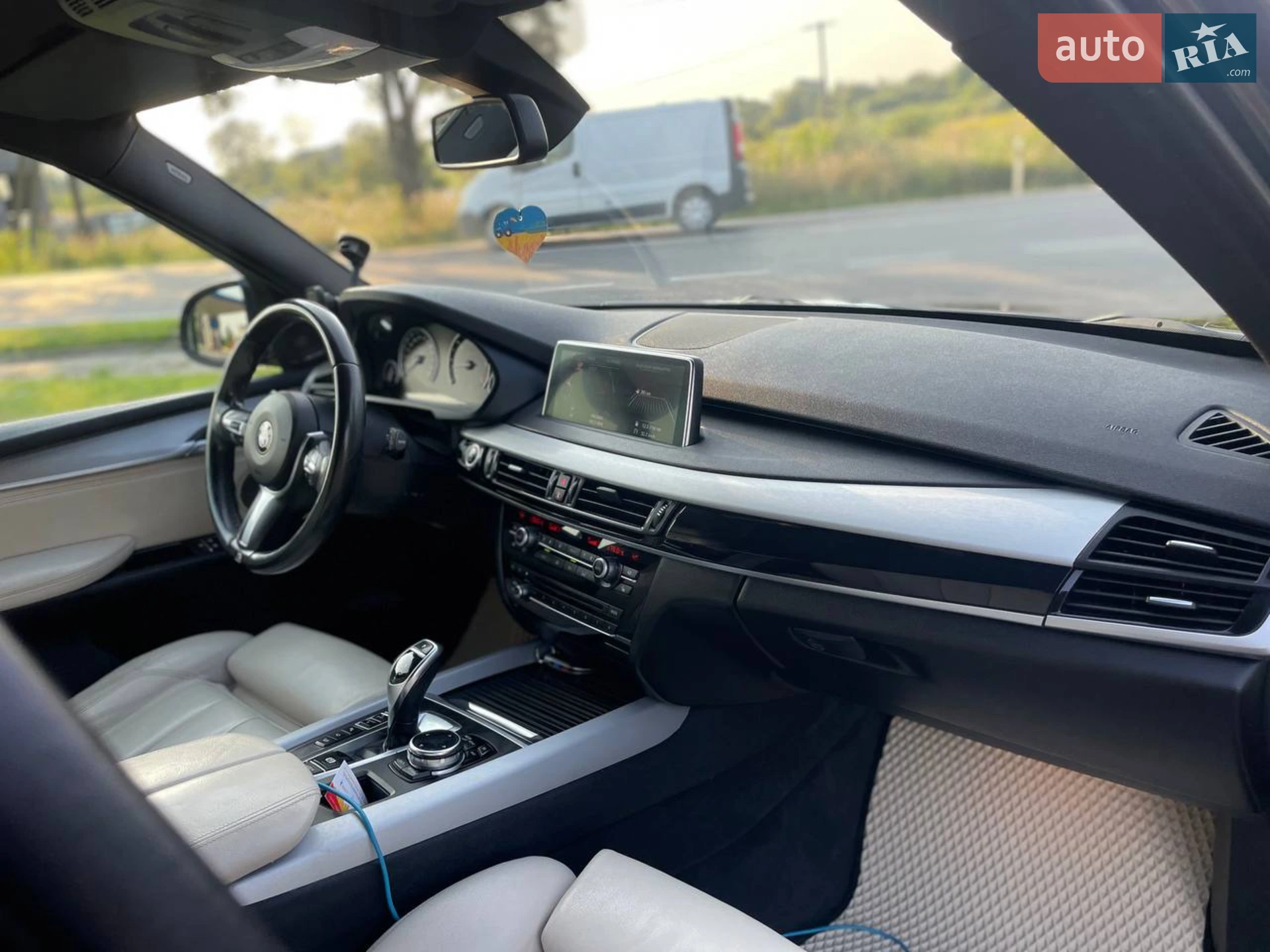 2014 BMW X5 - мініатюра 24