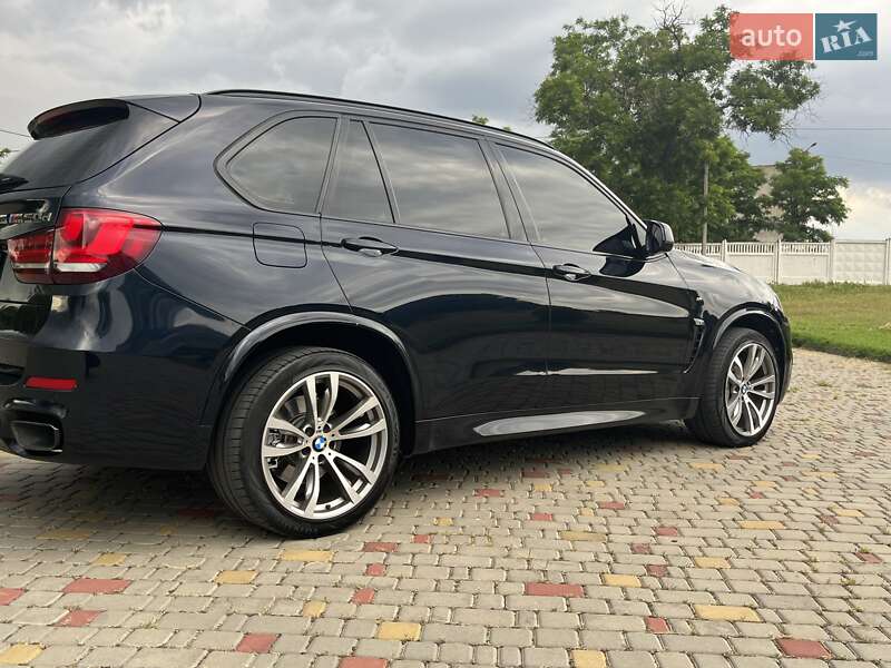 Внедорожник / Кроссовер BMW X5 2014 в Измаиле
