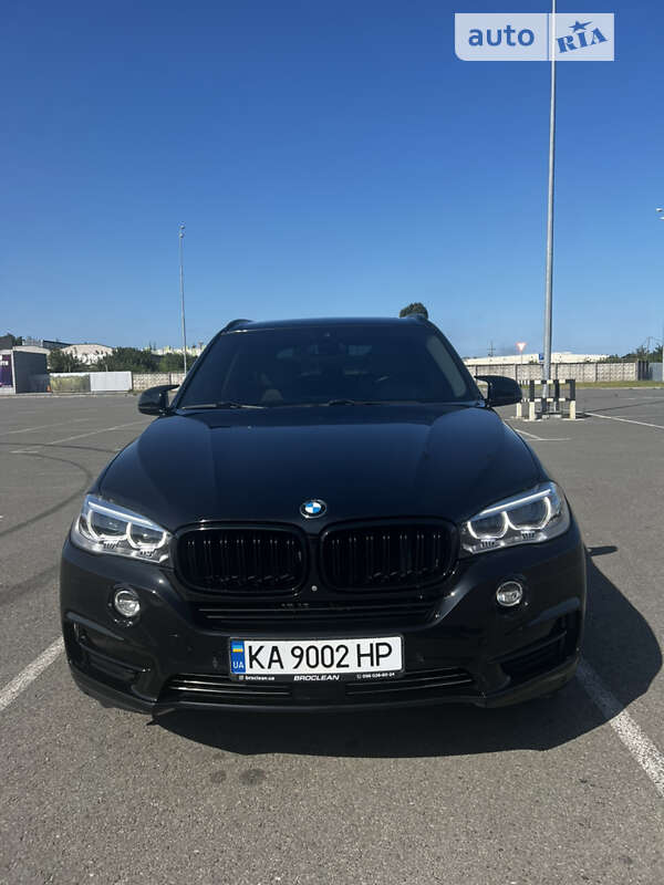 Внедорожник / Кроссовер BMW X5 2016 в Киеве