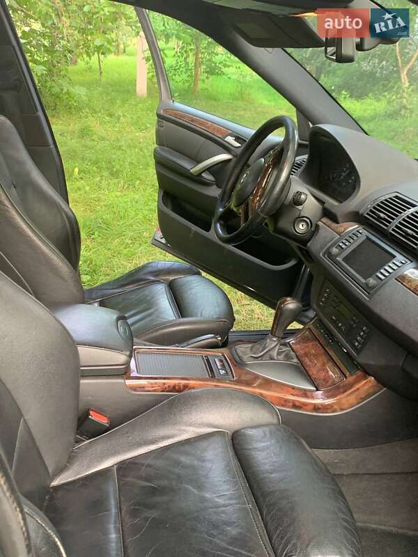 Позашляховик / Кросовер BMW X5 2003 в Конотопі