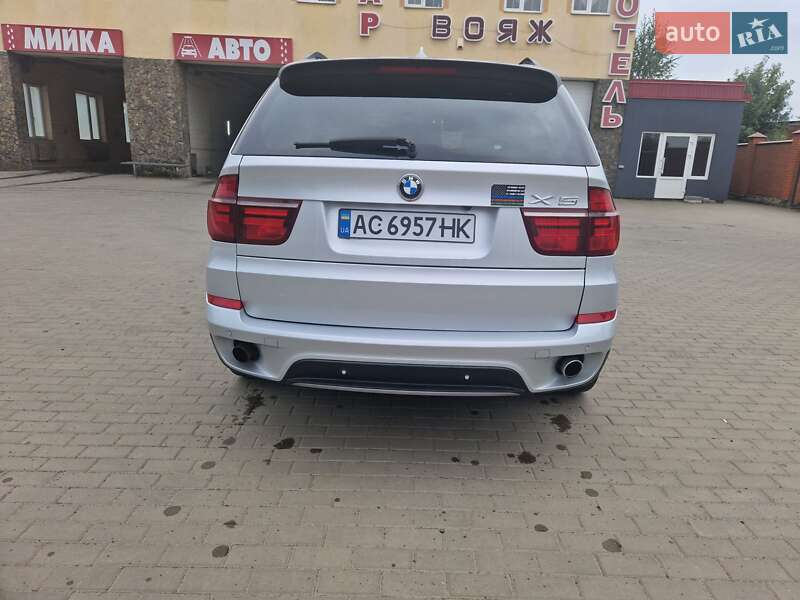 Внедорожник / Кроссовер BMW X5 2012 в Луцке