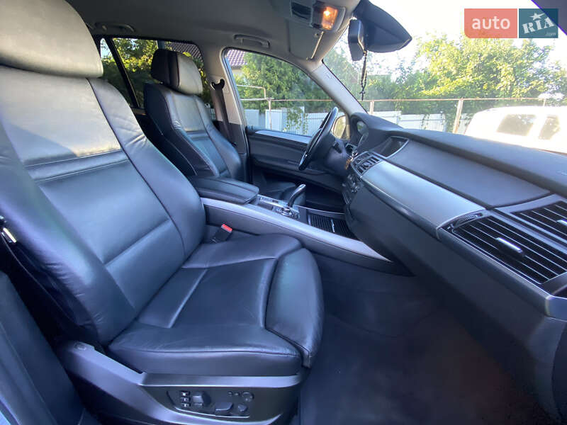 Внедорожник / Кроссовер BMW X5 2013 в Кицмани