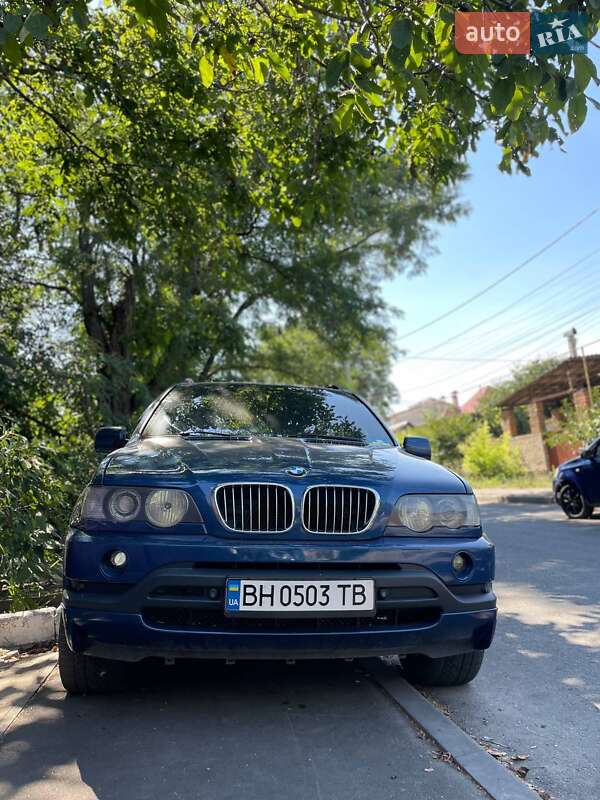 Внедорожник / Кроссовер BMW X5 2003 в Одессе