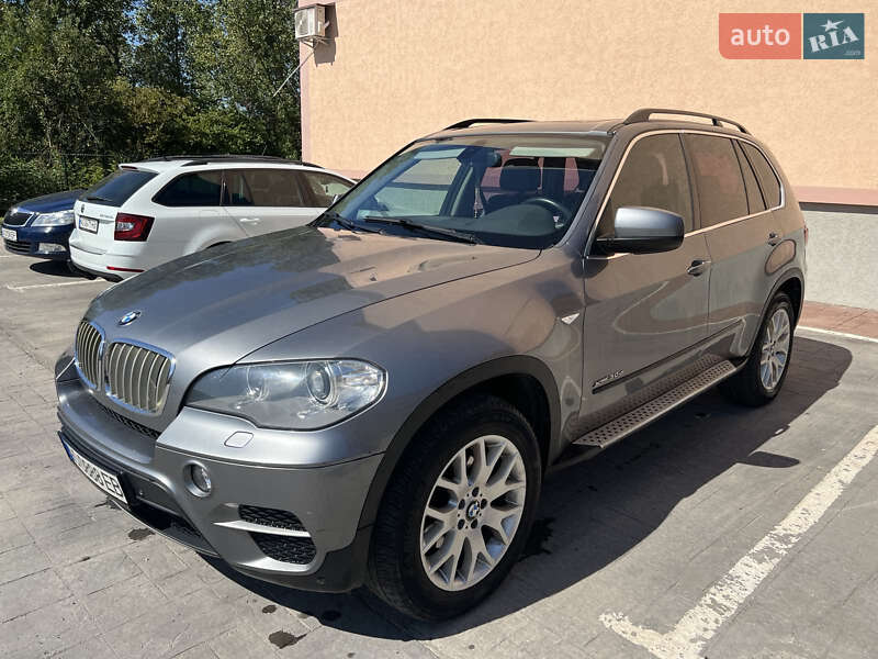 Позашляховик / Кросовер BMW X5 2012 в Ужгороді фото 5 Позашляховик / Кросовер BMW X5 2012 в Ужгороді