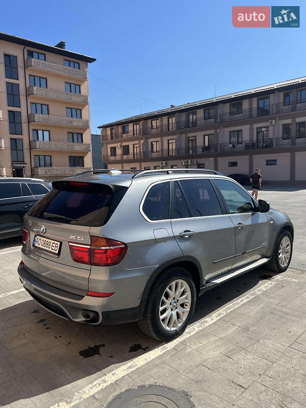 Позашляховик / Кросовер BMW X5 2012 в Ужгороді фото 7 Позашляховик / Кросовер BMW X5 2012 в Ужгороді