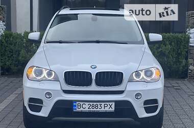 Позашляховик / Кросовер BMW X5 2011 в 