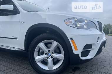 Позашляховик / Кросовер BMW X5 2011 в 